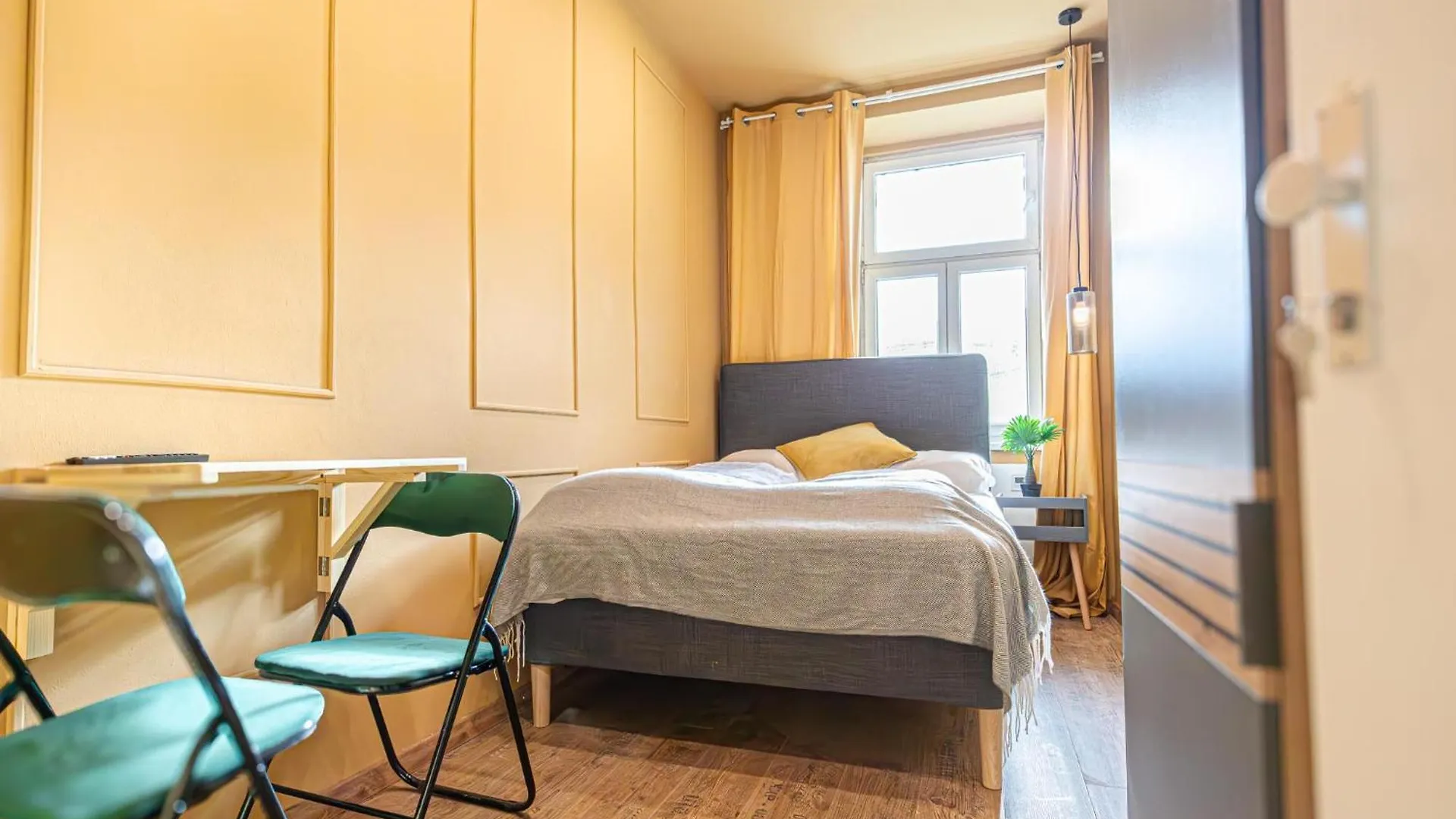 4Br Shared Apt, Centrally Located In Vienna 0*,  Austria
