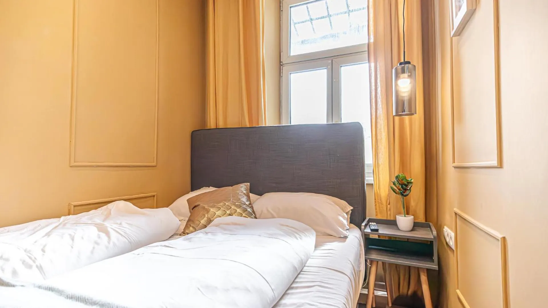 4Br Shared Apt, Centrally Located In Vienna 0*,